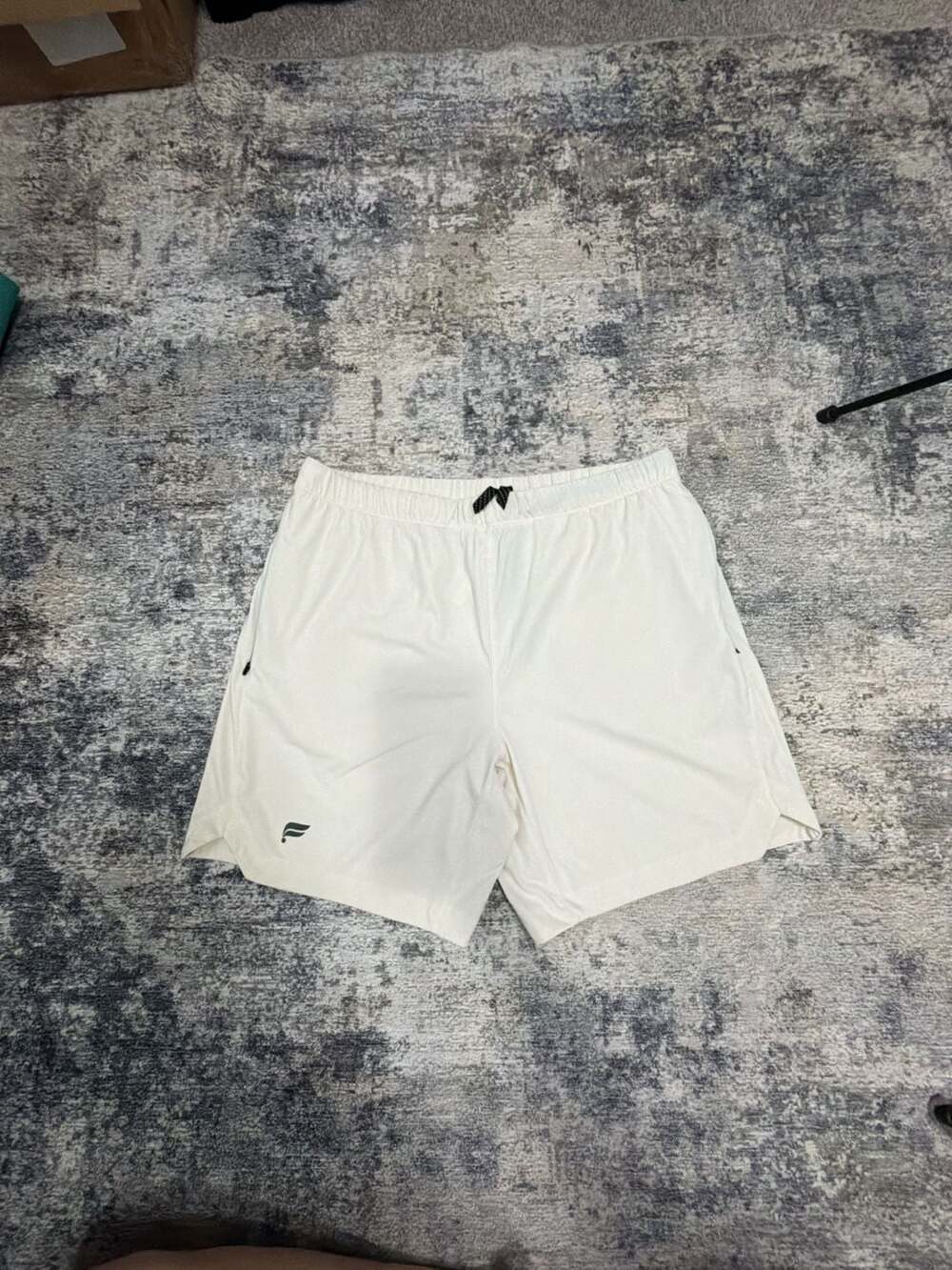 Fabletics Evolve Shorts Size L Soft White Athletic